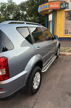 Внедорожник / Кроссовер SsangYong Rexton 2012 в 