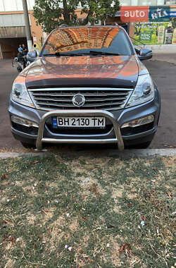 Внедорожник / Кроссовер SsangYong Rexton 2012 в 