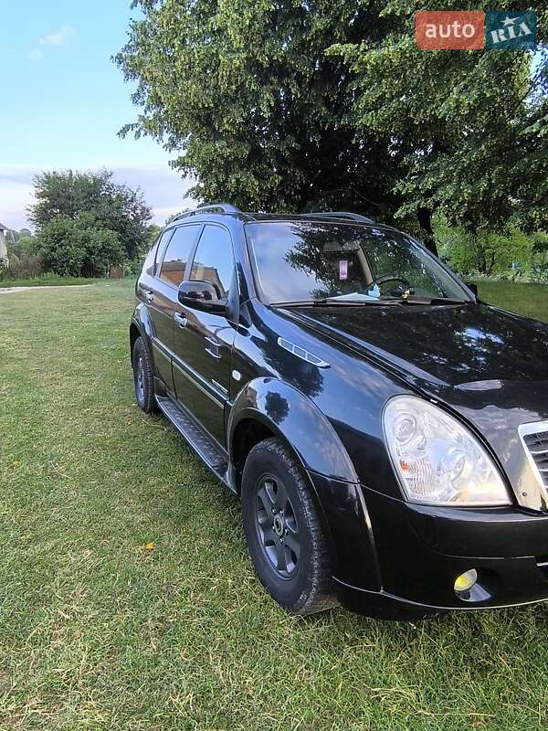 Позашляховик / Кросовер SsangYong Rexton 2007 в Львові