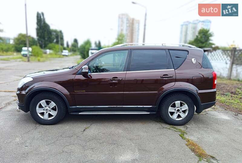 Позашляховик / Кросовер SsangYong Rexton 2013 в Києві