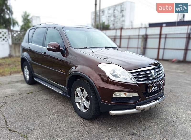 Позашляховик / Кросовер SsangYong Rexton 2013 в Києві