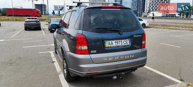 Внедорожник / Кроссовер SsangYong Rexton 2006 в Киеве