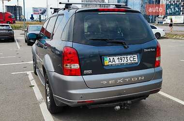 Позашляховик / Кросовер SsangYong Rexton 2006 в 