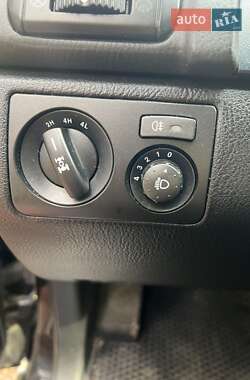 Позашляховик / Кросовер SsangYong Rexton 2015 в 