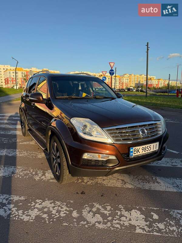 Позашляховик / Кросовер SsangYong Rexton 2013 в Рівному