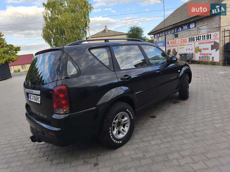 Внедорожник / Кроссовер SsangYong Rexton 2005 в Локачах