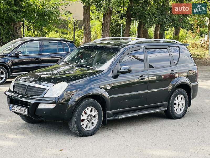 Позашляховик / Кросовер SsangYong Rexton 2004 в Чернівцях