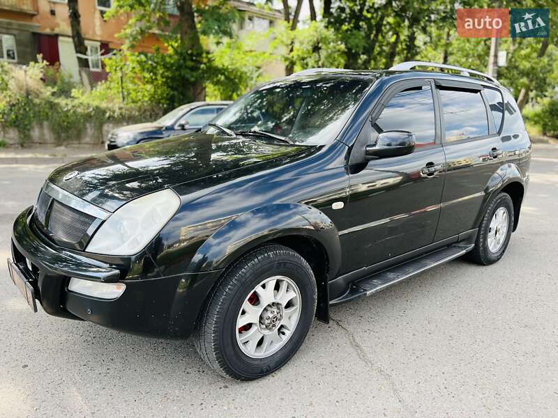 Позашляховик / Кросовер SsangYong Rexton 2004 в Чернівцях
