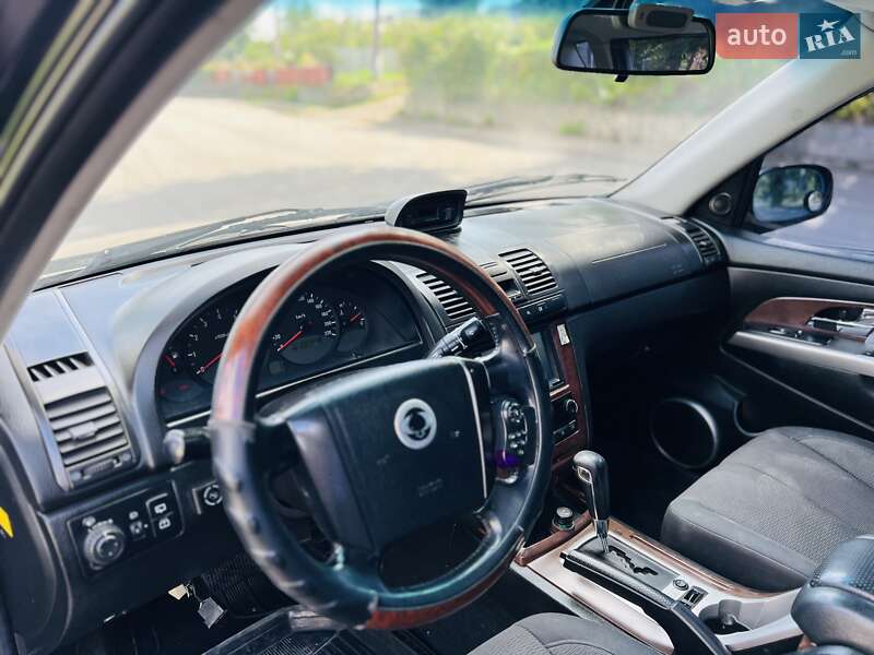 Позашляховик / Кросовер SsangYong Rexton 2004 в Чернівцях