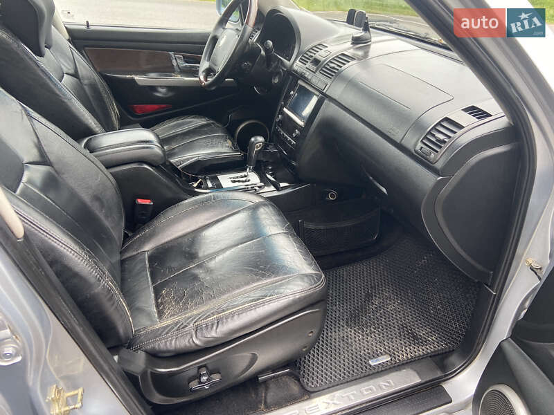 Внедорожник / Кроссовер SsangYong Rexton 2004 в Монастырище