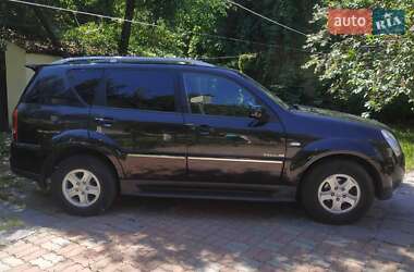 Внедорожник / Кроссовер SsangYong Rexton 2010 в 