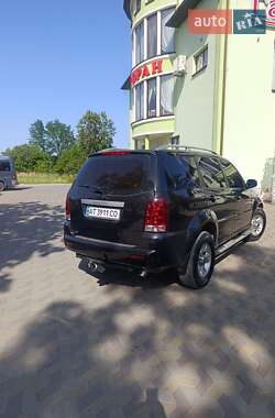 Позашляховик / Кросовер SsangYong Rexton 2005 в 