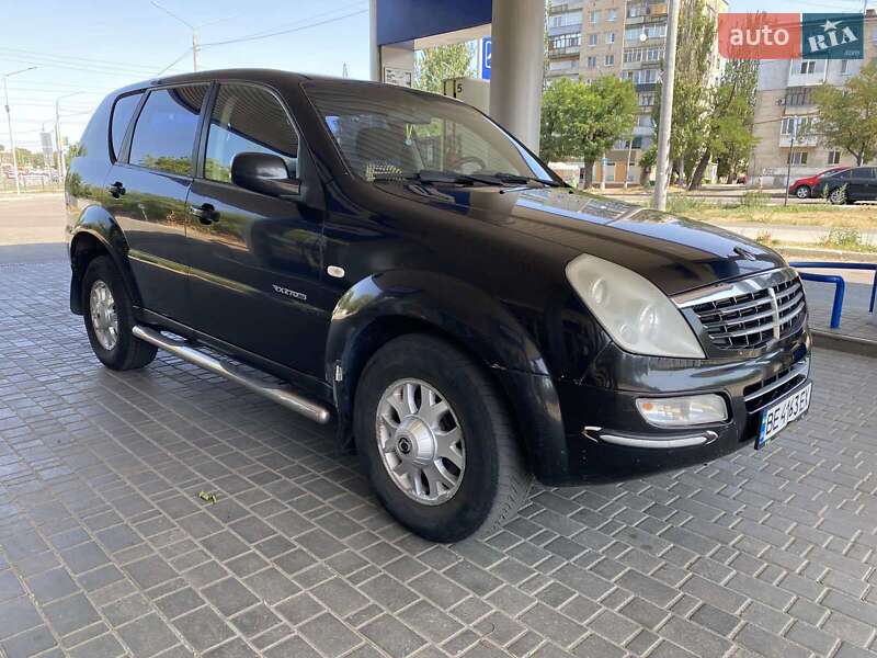 Позашляховик / Кросовер SsangYong Rexton 2006 в 