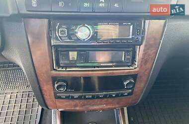 Позашляховик / Кросовер SsangYong Rexton 2006 в 