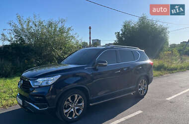 Внедорожник / Кроссовер SsangYong Rexton 2017 в Житомире