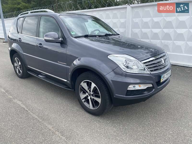 Внедорожник / Кроссовер SsangYong Rexton 2016 в Ирпене фото 9 Внедорожник / Кроссовер SsangYong Rexton 2016 в Ирпене