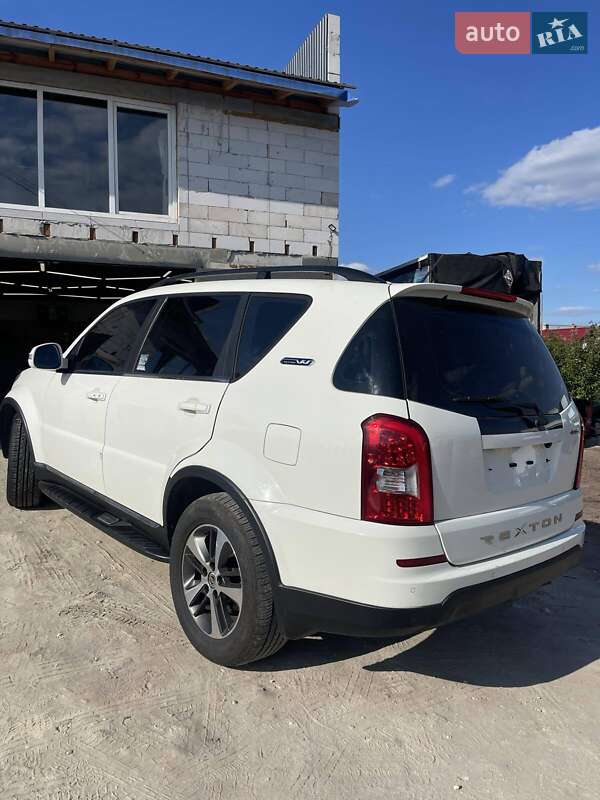 Внедорожник / Кроссовер SsangYong Rexton 2016 в Львове фото 7 Внедорожник / Кроссовер SsangYong Rexton 2016 в Львове