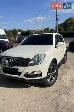 Позашляховик / Кросовер SsangYong Rexton 2016 в Львові