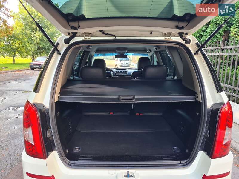 Внедорожник / Кроссовер SsangYong Rexton 2012 в Львове