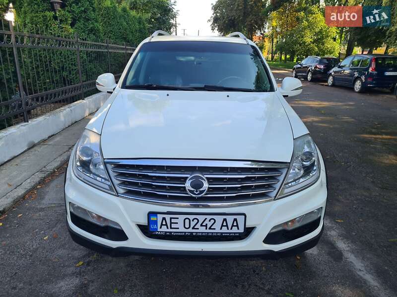 Внедорожник / Кроссовер SsangYong Rexton 2012 в Львове