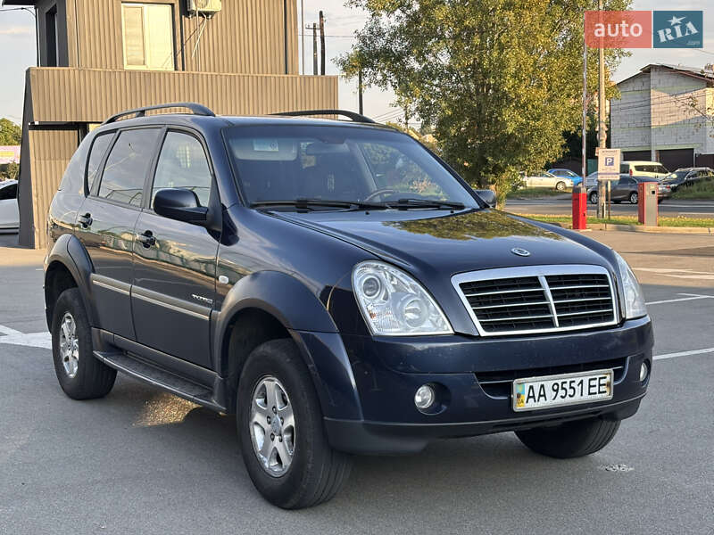 Позашляховик / Кросовер SsangYong Rexton 2007 в 