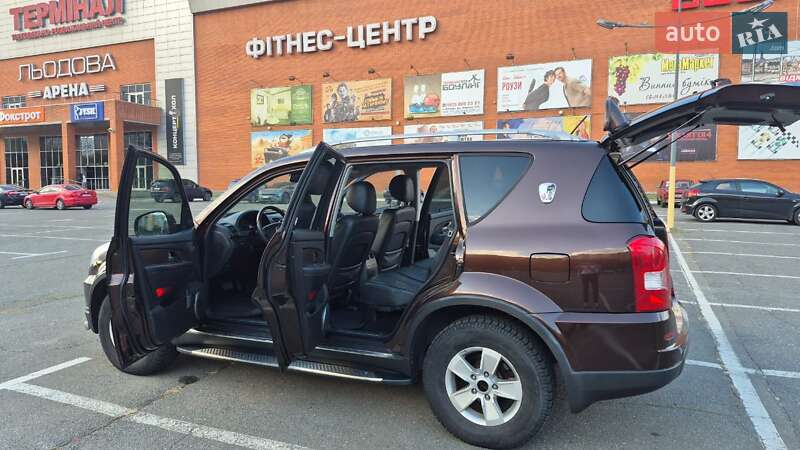 Внедорожник / Кроссовер SsangYong Rexton 2013 в Броварах