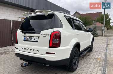 Позашляховик / Кросовер SsangYong Rexton 2014 в 