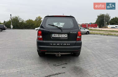 Позашляховик / Кросовер SsangYong Rexton 2006 в  фото 4 Позашляховик / Кросовер SsangYong Rexton 2006 в