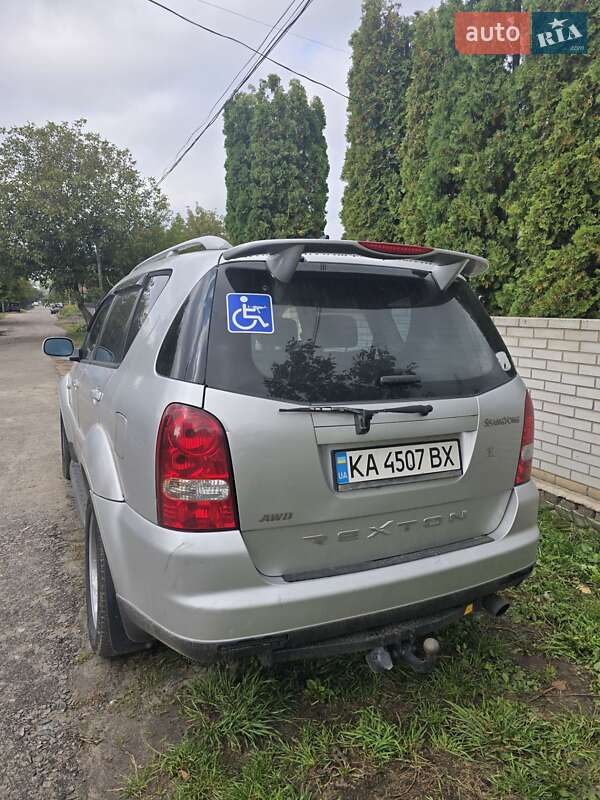 Внедорожник / Кроссовер SsangYong Rexton 2011 в Фастове