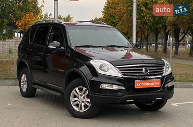 Позашляховик / Кросовер SsangYong Rexton 2012 в 