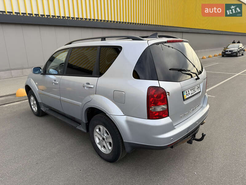Позашляховик / Кросовер SsangYong Rexton 2008 в Києві