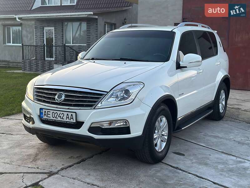 Внедорожник / Кроссовер SsangYong Rexton 2012 в Черкассах