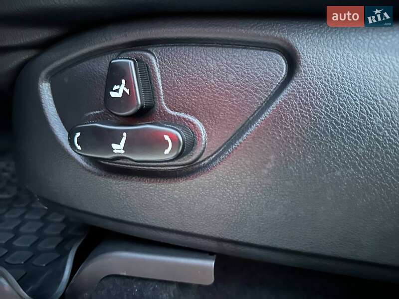 Внедорожник / Кроссовер SsangYong Rexton 2012 в Черкассах