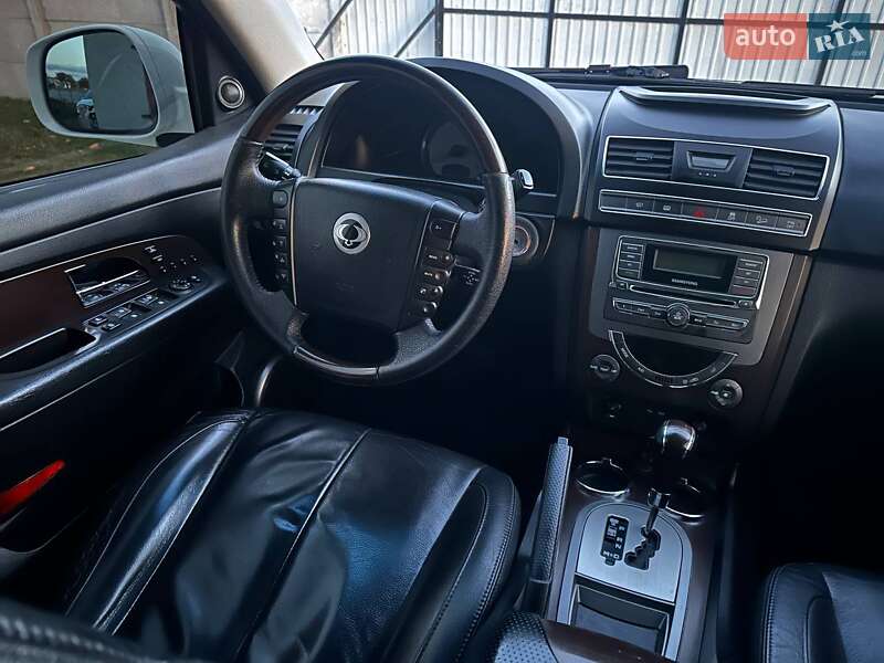 Внедорожник / Кроссовер SsangYong Rexton 2012 в Черкассах