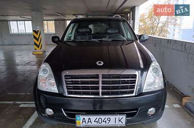 Внедорожник / Кроссовер SsangYong Rexton 2009 в Киеве