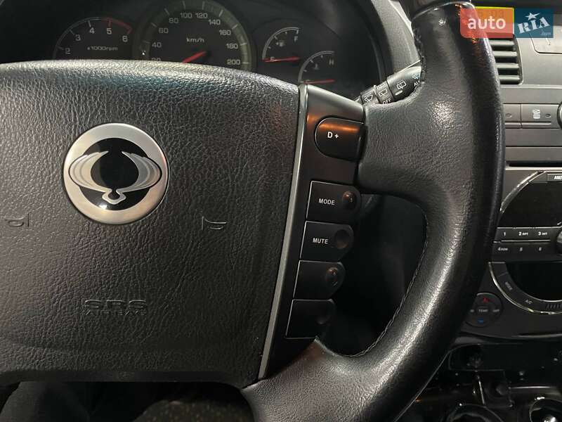 Позашляховик / Кросовер SsangYong Rexton 2008 в Києві