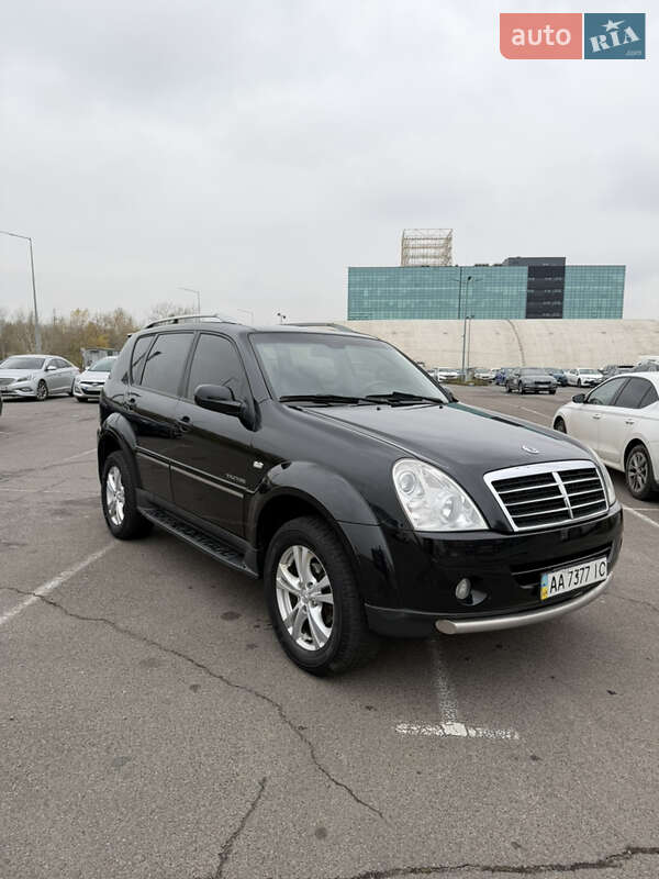 Внедорожник / Кроссовер SsangYong Rexton 2011 в Киеве фото 5 Внедорожник / Кроссовер SsangYong Rexton 2011 в Киеве