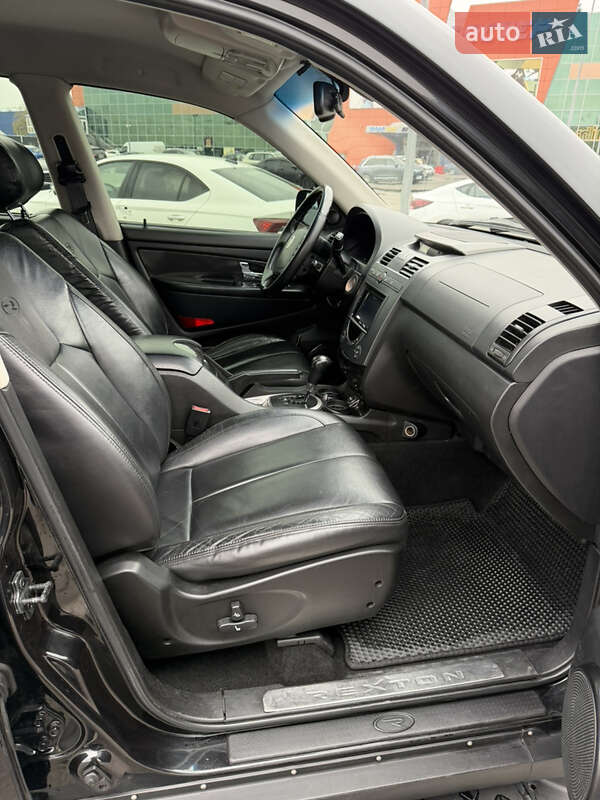Внедорожник / Кроссовер SsangYong Rexton 2011 в Киеве фото 15 Внедорожник / Кроссовер SsangYong Rexton 2011 в Киеве