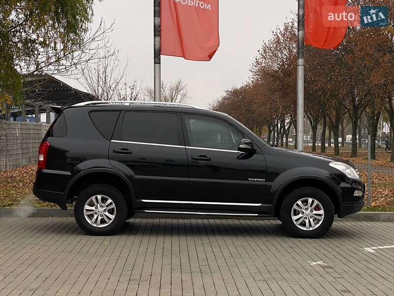 Позашляховик / Кросовер SsangYong Rexton 2012 в Дніпрі