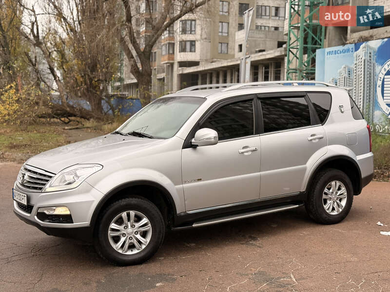 Внедорожник / Кроссовер SsangYong Rexton 2013 в Киеве