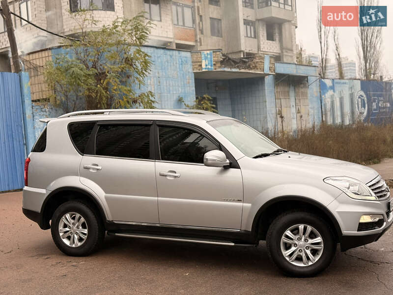 Внедорожник / Кроссовер SsangYong Rexton 2013 в Киеве