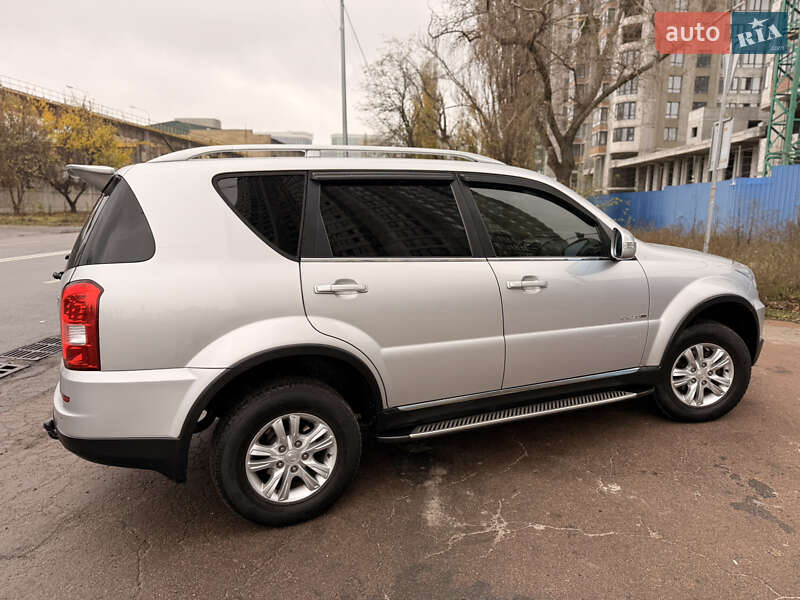 Внедорожник / Кроссовер SsangYong Rexton 2013 в Киеве