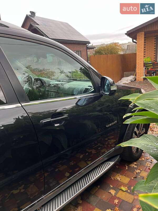 Внедорожник / Кроссовер SsangYong Rexton 2013 в Житомире фото 10 Внедорожник / Кроссовер SsangYong Rexton 2013 в Житомире