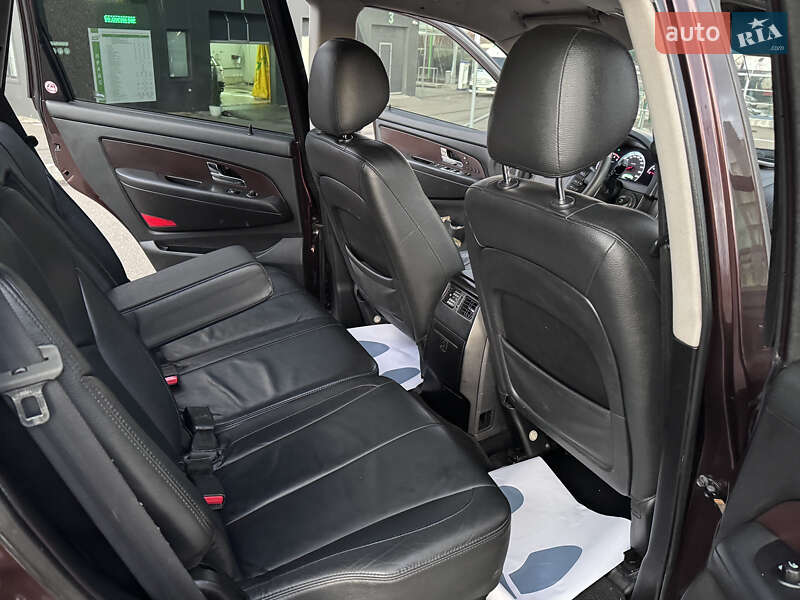 Позашляховик / Кросовер SsangYong Rexton 2013 в Києві