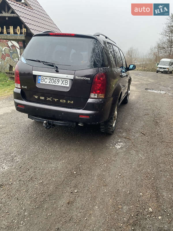 Внедорожник / Кроссовер SsangYong Rexton 2005 в Стрые фото 5 Внедорожник / Кроссовер SsangYong Rexton 2005 в Стрые