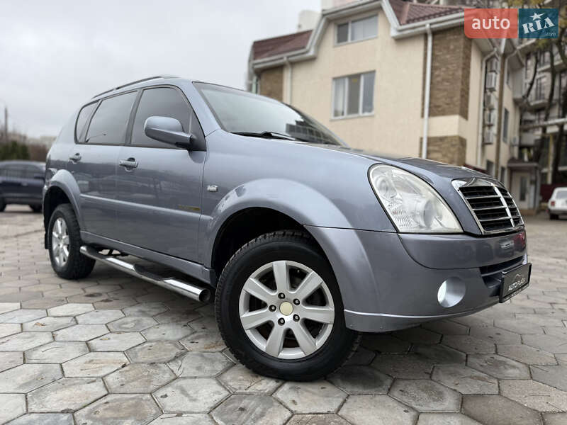 Внедорожник / Кроссовер SsangYong Rexton 2011 в Одессе