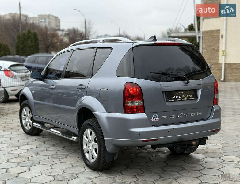 Внедорожник / Кроссовер SsangYong Rexton 2011 в Одессе