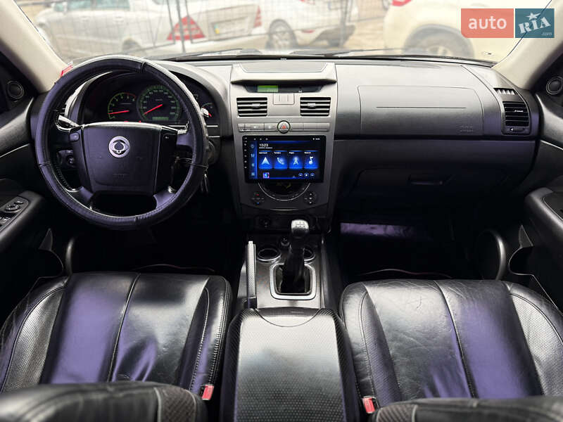 Внедорожник / Кроссовер SsangYong Rexton 2011 в Одессе