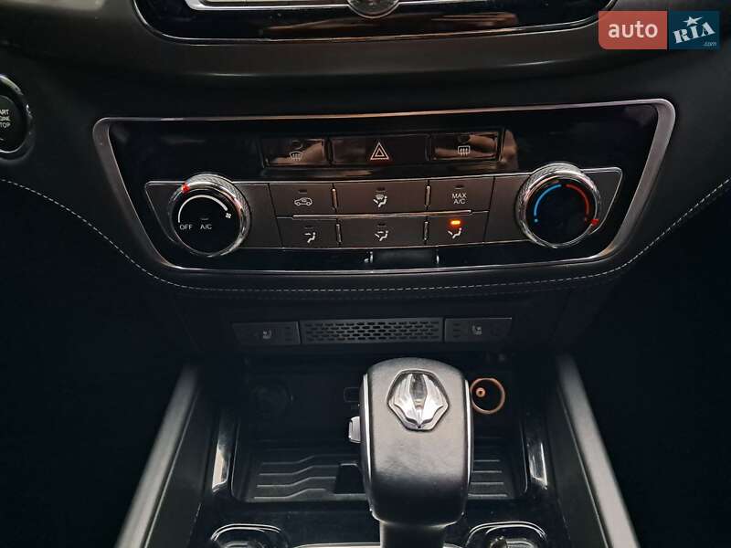 Внедорожник / Кроссовер SsangYong Rexton 2019 в Черкассах