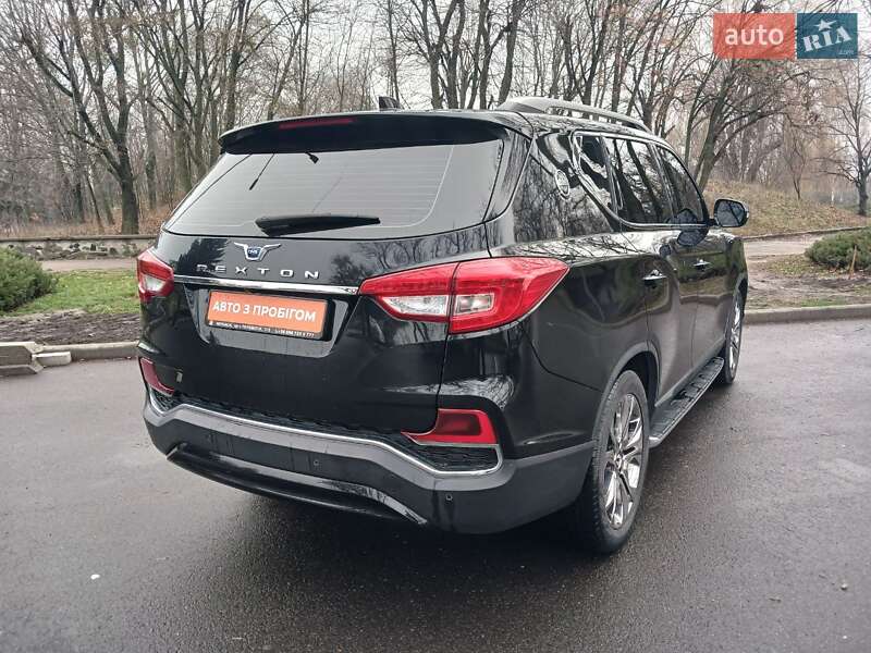 Внедорожник / Кроссовер SsangYong Rexton 2019 в Черкассах